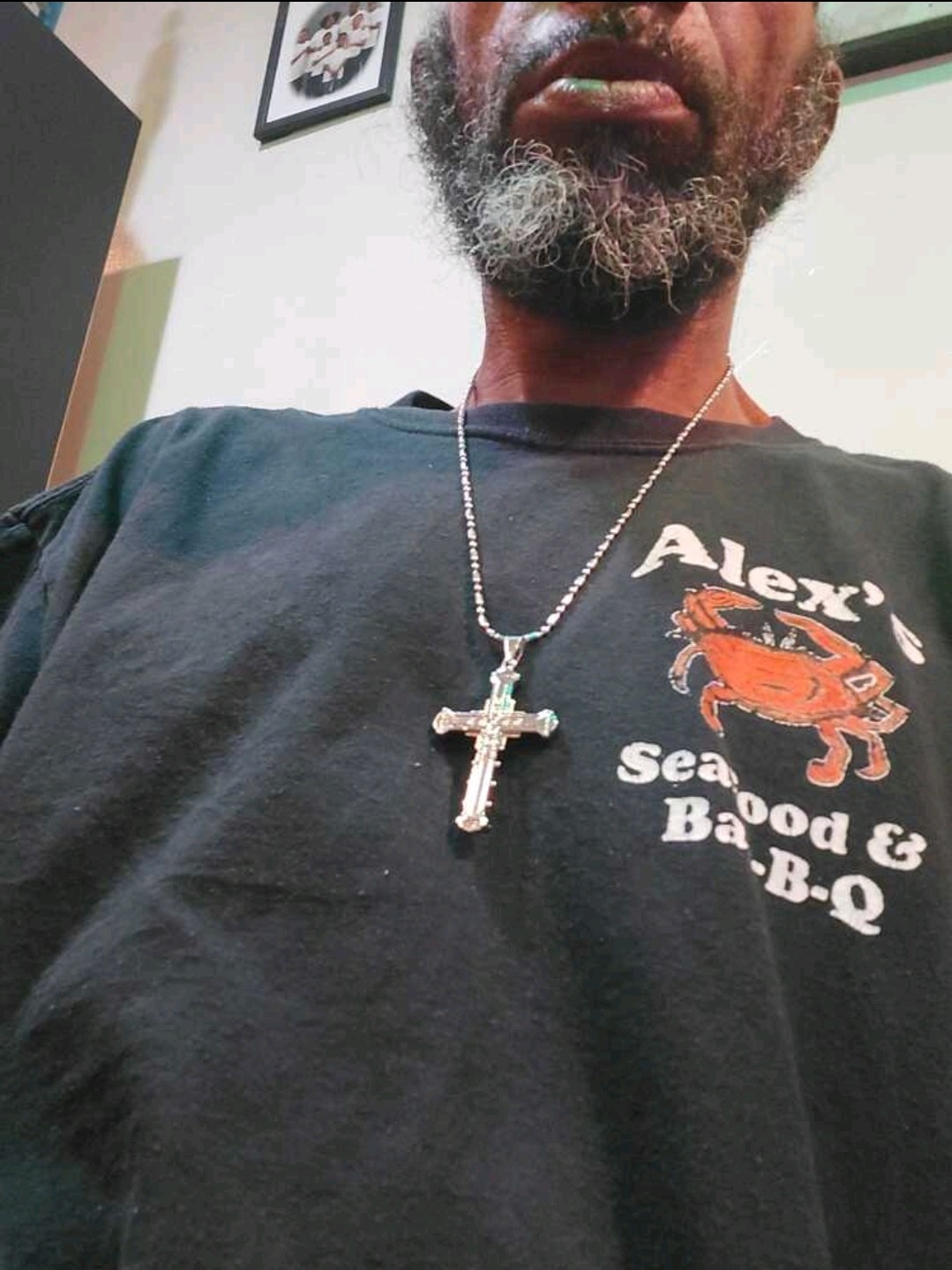 Male necklace